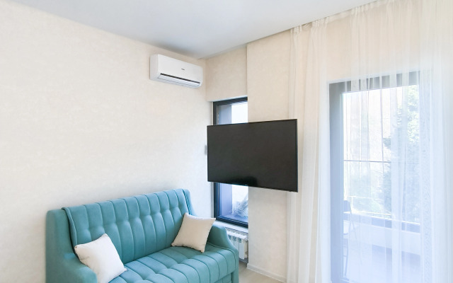 S Balkonom I Vidom Na Sosnovy Bor Flat