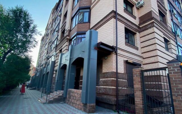 Lyuksovaya Kvartira Na Tamozhne Flat