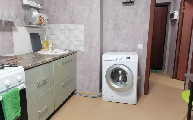 Ryadom S Akvaparkom V Kirovskom Rayone Flat