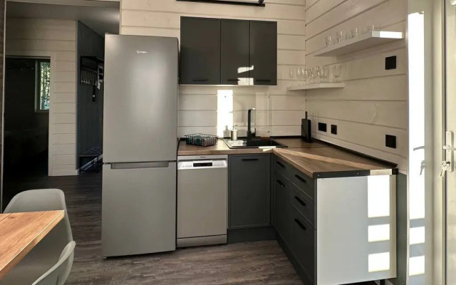 Частный дом в СНТ Сосновая Поляна 3772