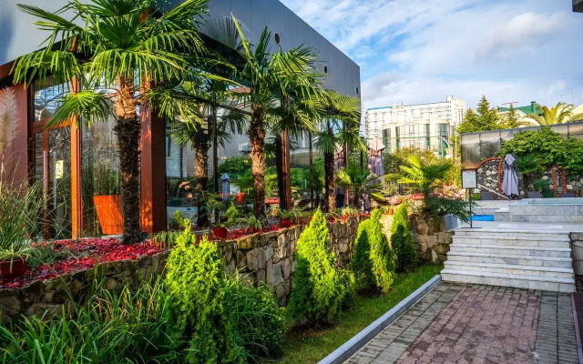 Elitny Apartament v Gostinitse Senator Flat