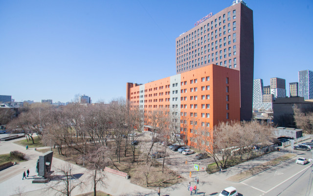 Квартира 2х Комнатная от метро Зорге 2 минуты