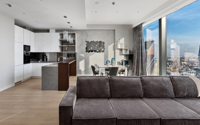 73rd Floor Apartment with Stunning View