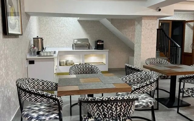 Nifal Guest house