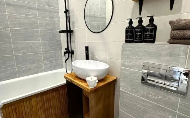 Квартира на Даяна Мурзина 7/1