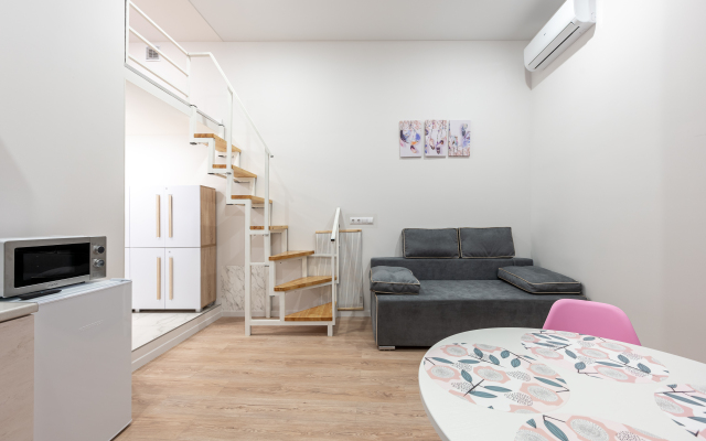 Апартаменты двухуровневые на Коломенской