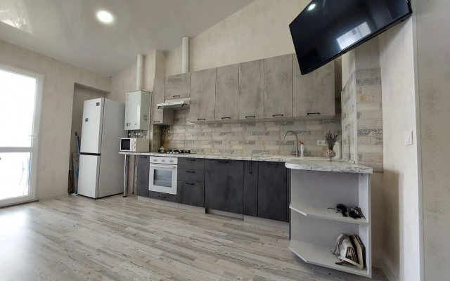 Квартира Уютная Двухэтажная на Античном