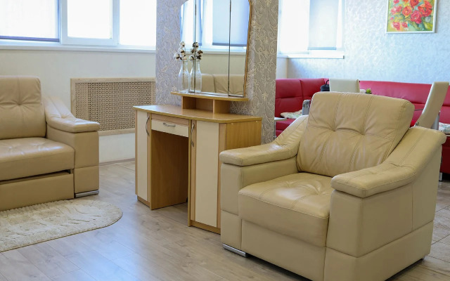 Apartamenty Zhk Triumf Plekhanova 14 samy tsentr bez balkona 14 etazh Flat