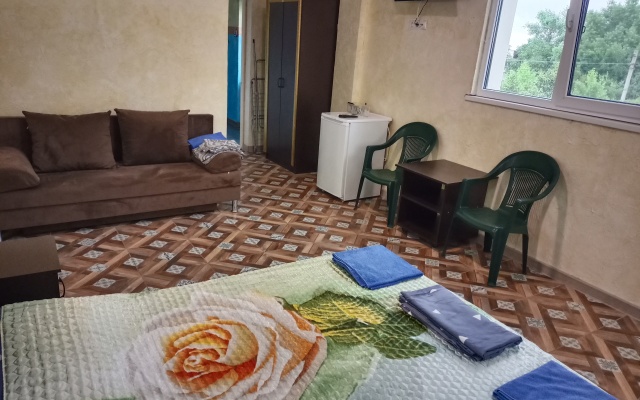 Maylan Guest House