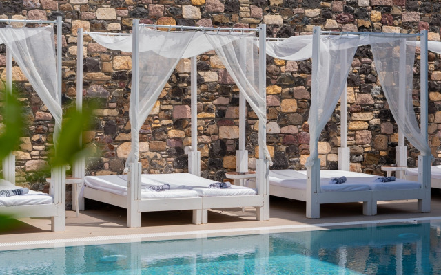 Cunda Piano Otel (+13 Adult Only)