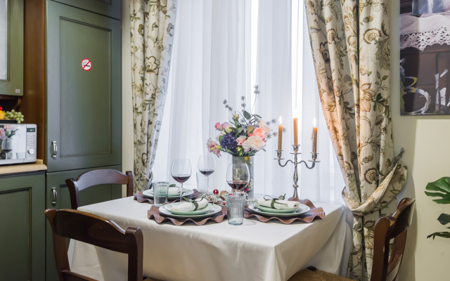 Квартира GM Apartments на 16 этаже Сталинской высотки