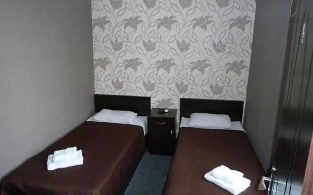Butik-otel'  Eight