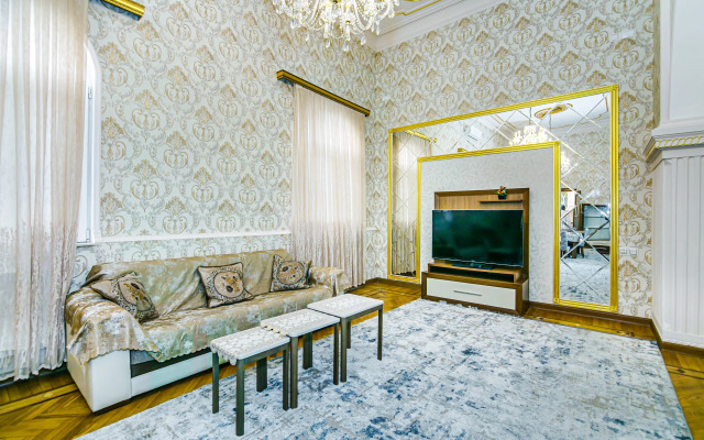 Premium at Nizami Street on Targovi Apartments