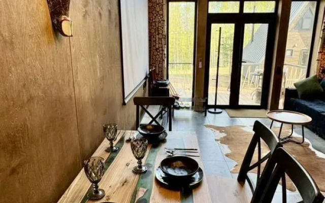 Barn Hause Glamping
