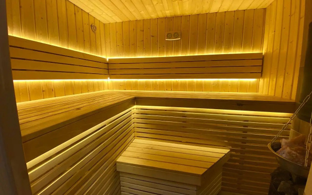 Частный дом Современный большой дом с баней