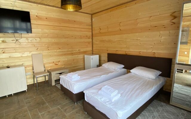 Hotel Ashkhadakh