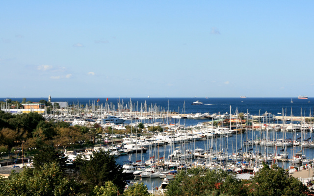 Wyndham Grand Istanbul Kalamis Marina Hotel - Image 6