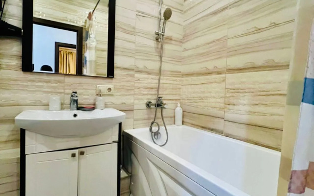 Квартира у Аквапарка Ривьера на Козина