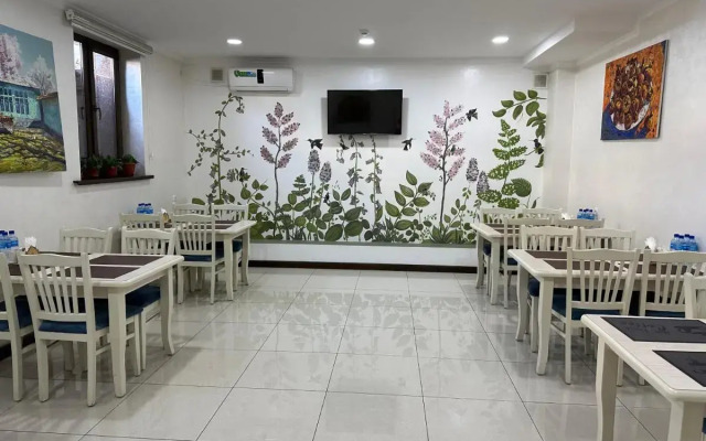 Grand Art Hotel