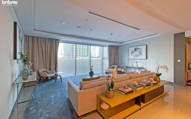 Bnbme, Opera Grand 2 BDR Apartments