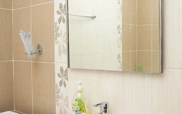 Nazarbaeva 44 Stalinskaia Planirovka Flat