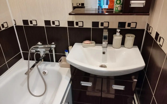 Na Ulitse Lutova Flat
