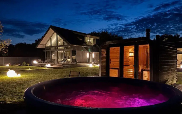 Частный дом Baltic Black Villa