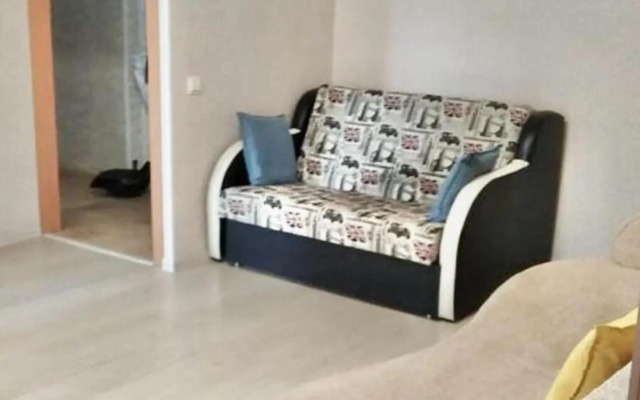 Na Tsentralnom Pereulke 13 Flat