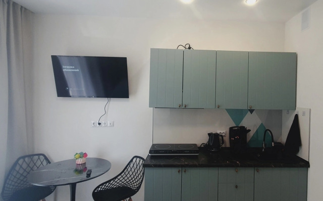 Квартира Студия с Видом на Красивый Закрытый Двор