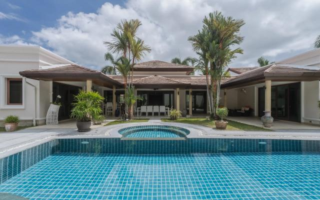 Вилла Luxury 3br 5 private pool gym jacuzzi