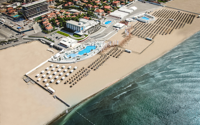 Lamer Sea Breeze Resort
