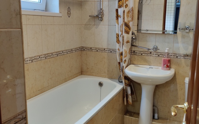 Квартира  с 2-мя Комнатами