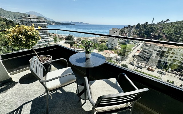 Del Medio Hotel