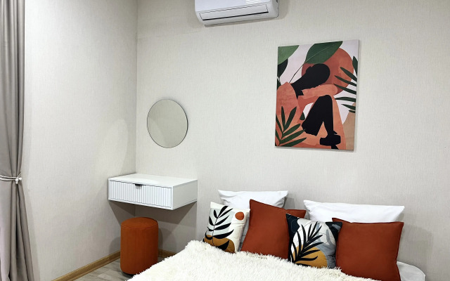 Studiya s Balkonom i Vidom na More Apartments