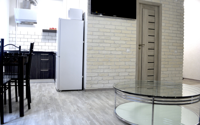 Апартаменты Лесопильная 68