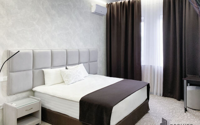 Prem'er Hotel