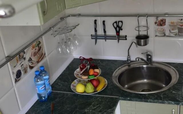 Квартира Трёхкомнатная на Зубковой