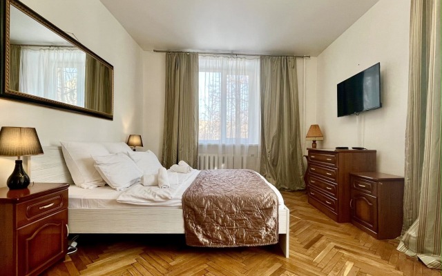 2-Kom Kvartira Naprotiv Kievskogo Vokzala Flat