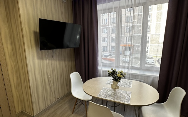 1- Komnatnaya Flat