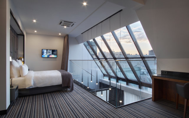 Arka Hotel