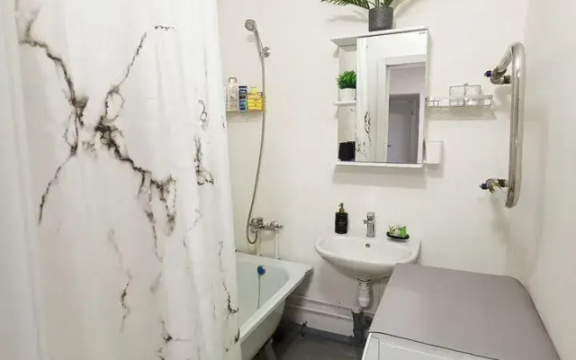 Квартира Просторная Уютная с Двумя Балконами