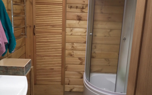 Tihoe Schaste Guest House