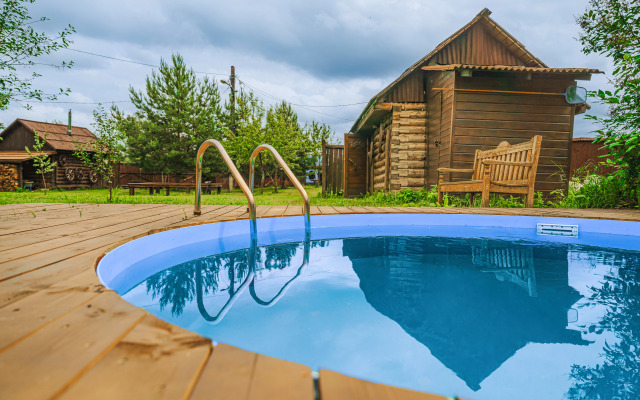 Russian Seasons Selo Vyatskoe Hotels 4*