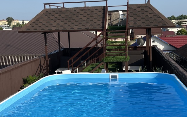 Akula Guest House