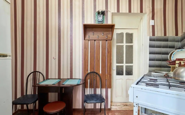 Квартира на переулке Яновского 2