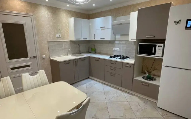 Kak Doma na Dekabristov 1v Apartment