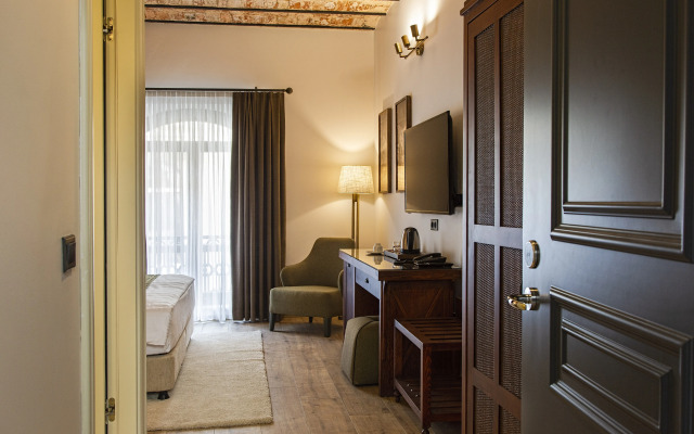 Отель Mest Istanbul Sirkeci