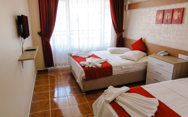 Altinersan Altinkum Didim Hotel