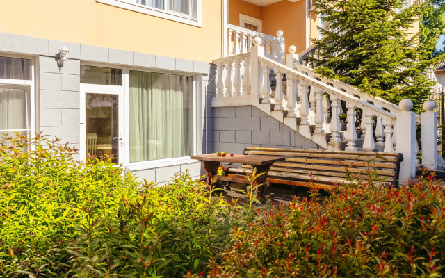 Апартаменты семейные с мангальной зоной