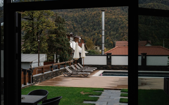 Шале Легенды Поляны